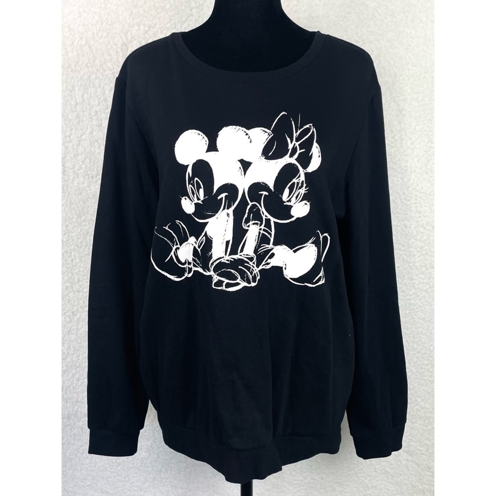 DISNEY • Black/White Mickey and Minnie Mouse Crewneck Sweater, XL